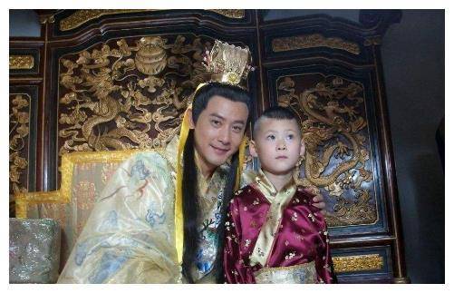 明宪宗朱见深的儿子简介(明宪宗朱见深的儿子简介图片)-第2张图片-文史 明宪宗朱见深的儿子简介(明宪宗朱见深的儿子简介图片)-第2张图片-文史