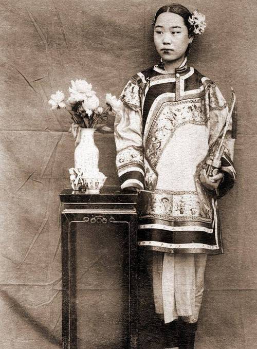 三寸金莲起源于何时(三寸金莲起源于何时何地)-第5张图片-文史 三寸金莲起源于何时(三寸金莲起源于何时何地)-第5张图片-文史