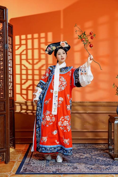 清朝服饰有什么特点(清朝服饰的知识)-第4张图片-文史 清朝服饰有什么特点(清朝服饰的知识)-第4张图片-文史