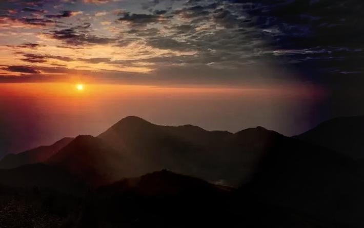 南岳衡山天气30天（南岳衡山20天天气预报）